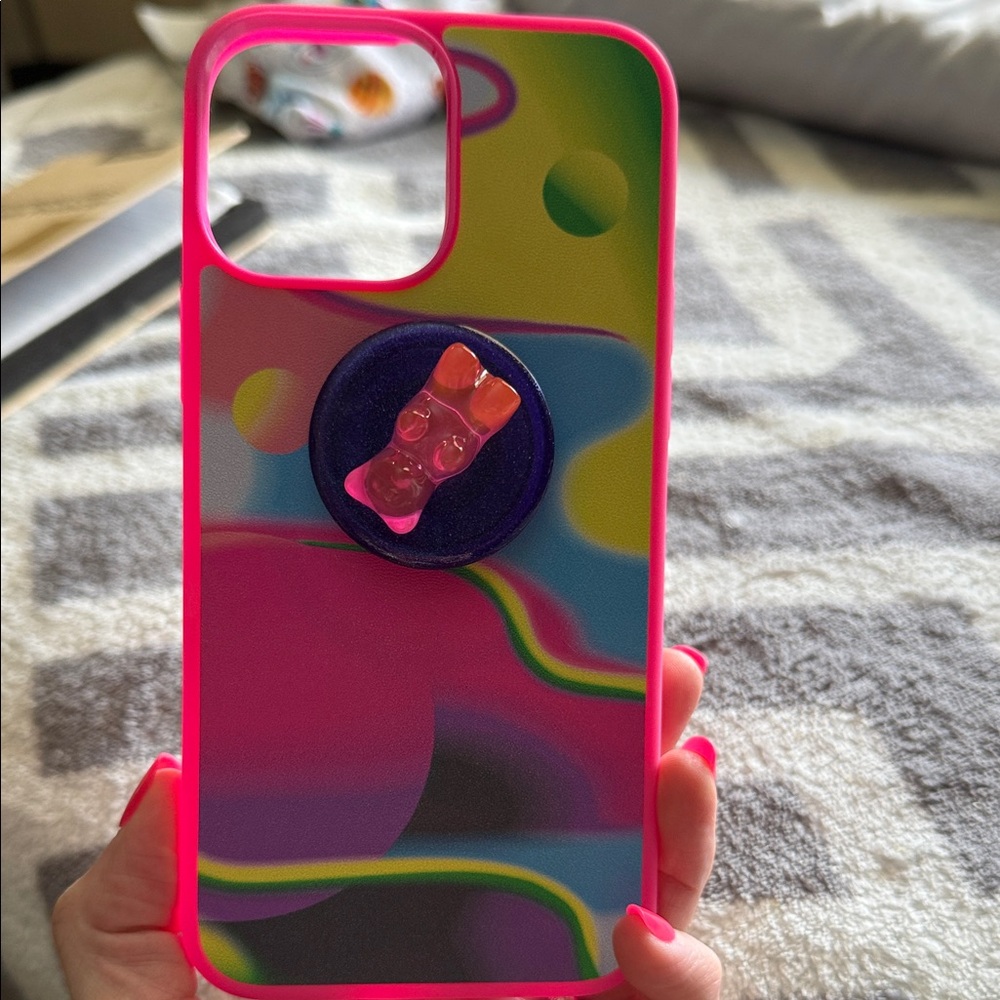 heyday - iPhone 13 Pro Max Phone Case with Gummy Bear Pop Socket. NWOT.